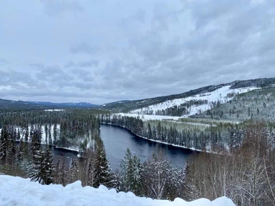 Asens Vandrarhem Uvboet Эльвдален Экстерьер фото